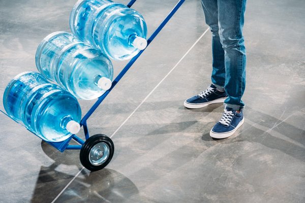 Livraison d'eau : comment choisir le bon service ?
